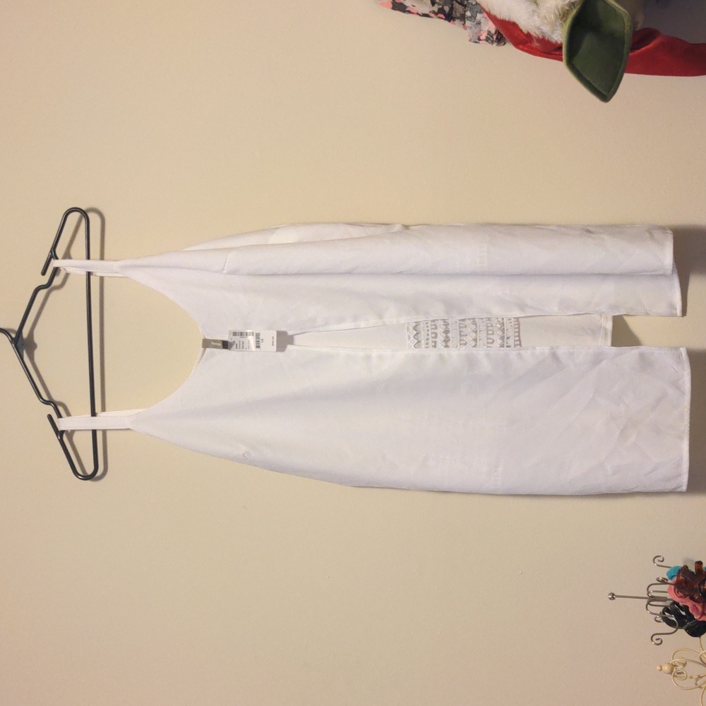 BNWT Penningtons 1X White Tank Top Adjustable Straps High Low Knit Shirt
